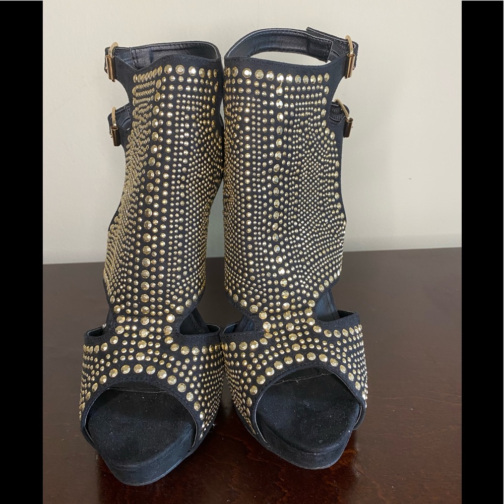Womens Gold studded heels - Size 10
